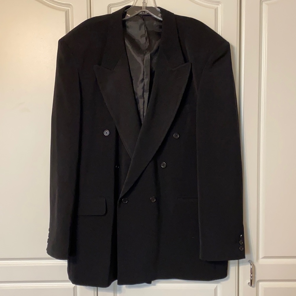 NW Men’s Black Button Up Coat